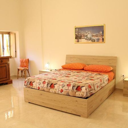 House Adrian Apartman Nápoly Kültér fotó